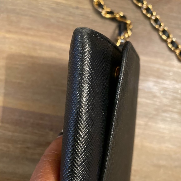 Prada Saffiano Wallet on chain - Picture 5 of 8